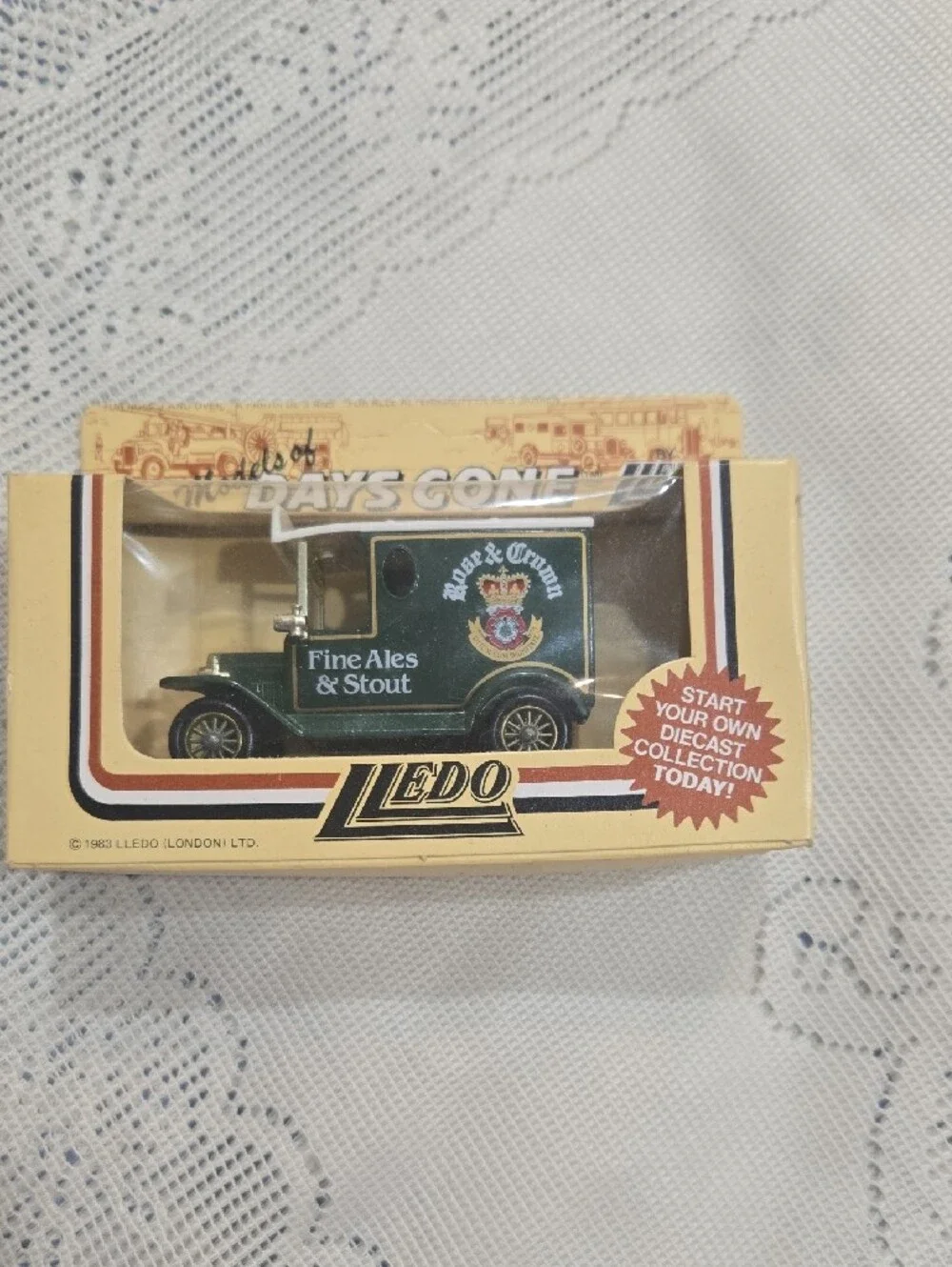 Lledo Diecast Kids Toy Vintage Green Delivery Van - 'Fine Ales & Stout'